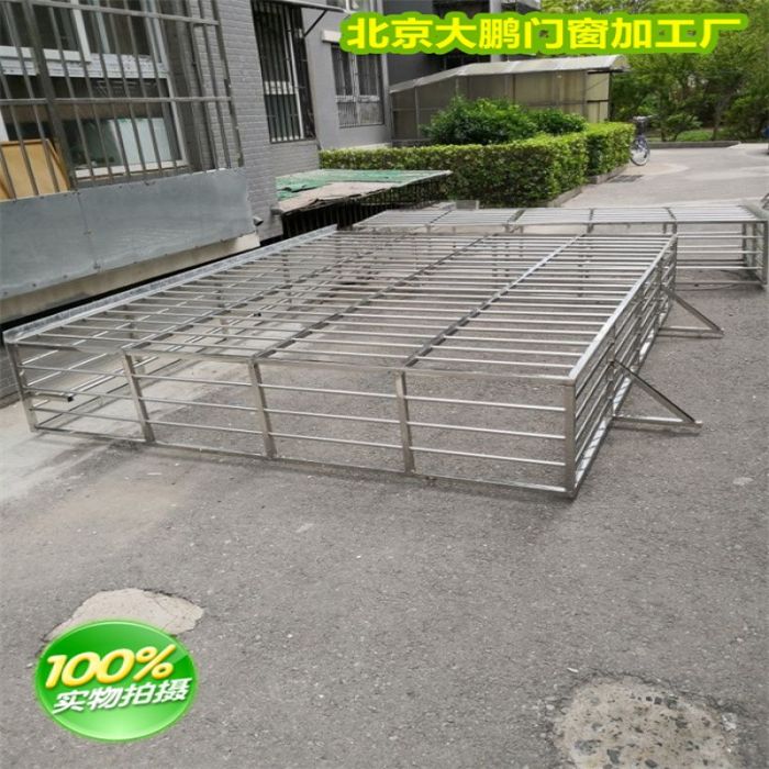 北京东城雍和宫定制防盗网阳台护窗护栏安装围栏