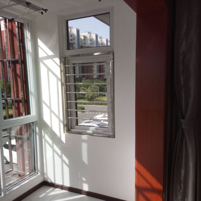 北京东城不锈钢护栏朝阳门安装防盗窗安装断桥铝门窗