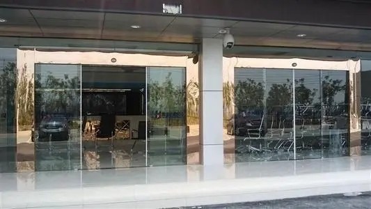 专业生产自动门厂家