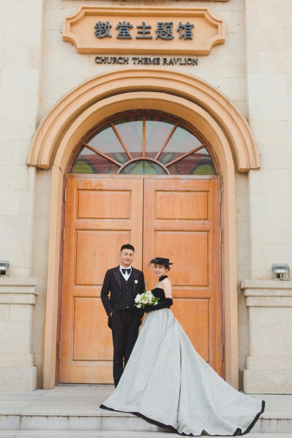 婚礼跟拍摄影录像西安秀禾服婚纱