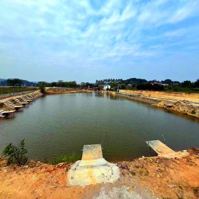 从化区鳌头镇附近28亩鱼塘钓鱼场房屋农庄整体出租