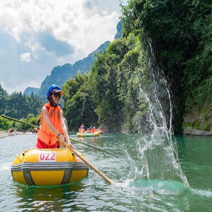 暑期夏令营探秘恩施，追溯土苗情大峡谷