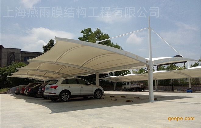 【双开车棚价格】崇明区双开拉杆汽车小轿车停车棚设计