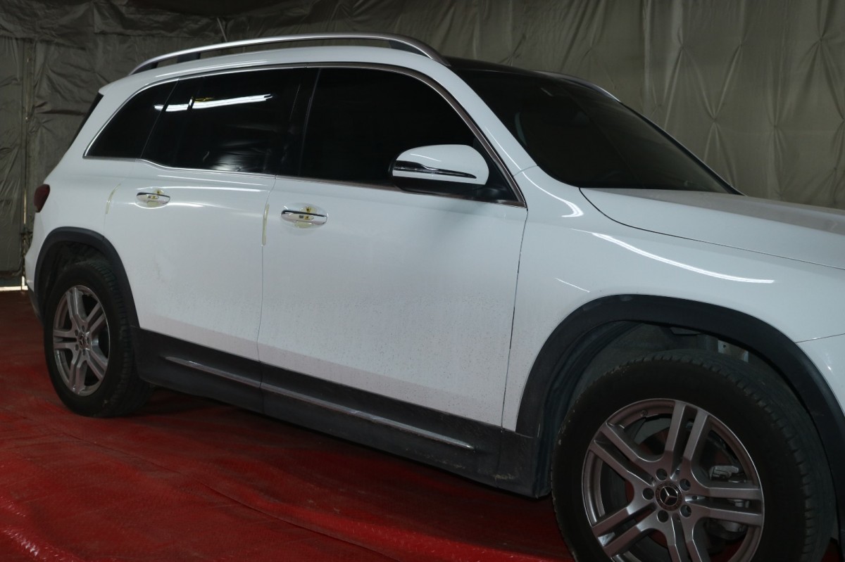 汽车GPS检测仪无线跟踪定位器拆除