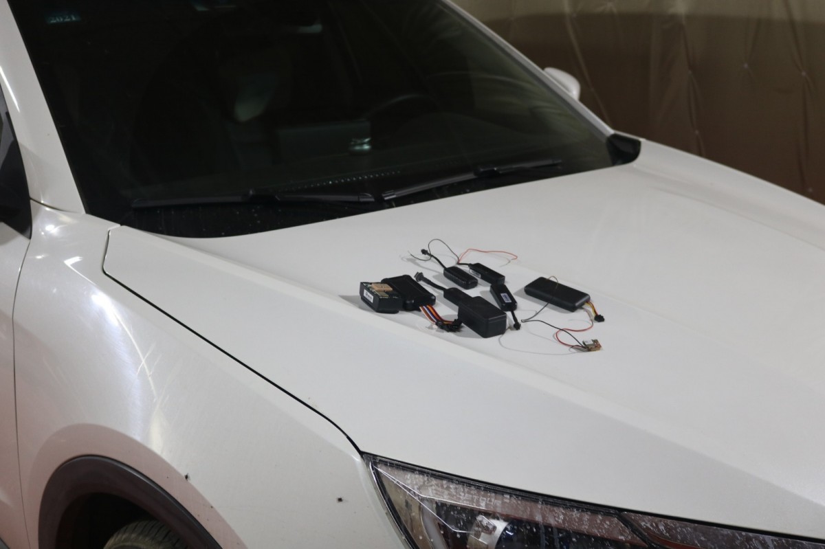 车上定位器怎么拆车上定位器怎么检测无线跟踪定位