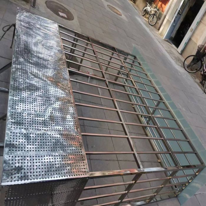 北京西城三里河定做防盗门防盗窗安装阳台护栏护网